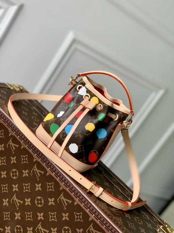 New Collection Bags / - 10056