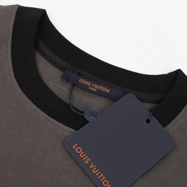 New Collection Sweatshirt / - 30019 - Image 2