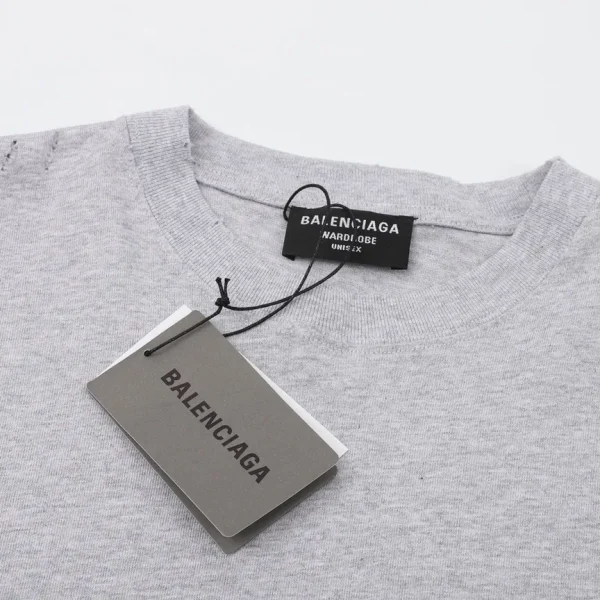 New Collection T-Shirt  / - 10038 - Image 2