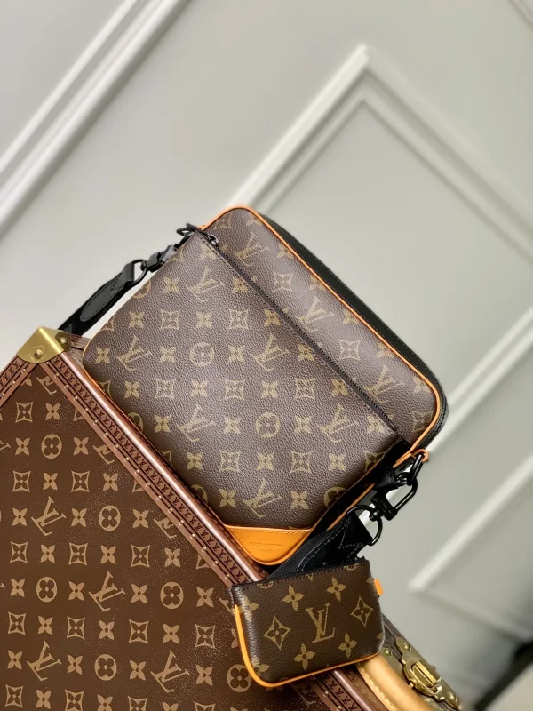 New Collection Bags / – 80084