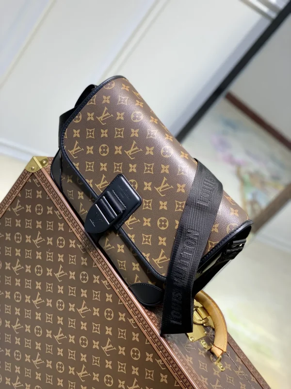 New Collection Bags / – 80103