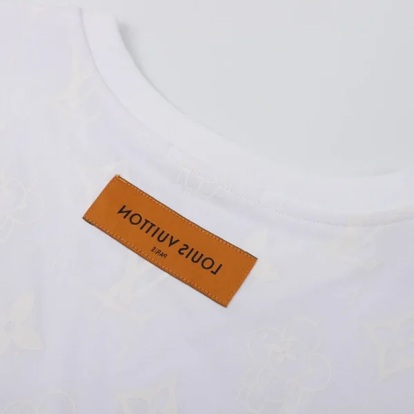 New Collection T-Shirt / - 20018 - Image 2