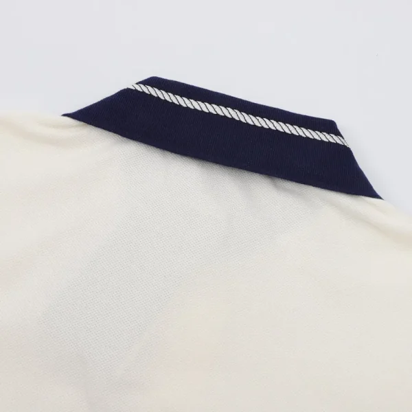 New Collection T-Shirt / - 10048 - Image 2