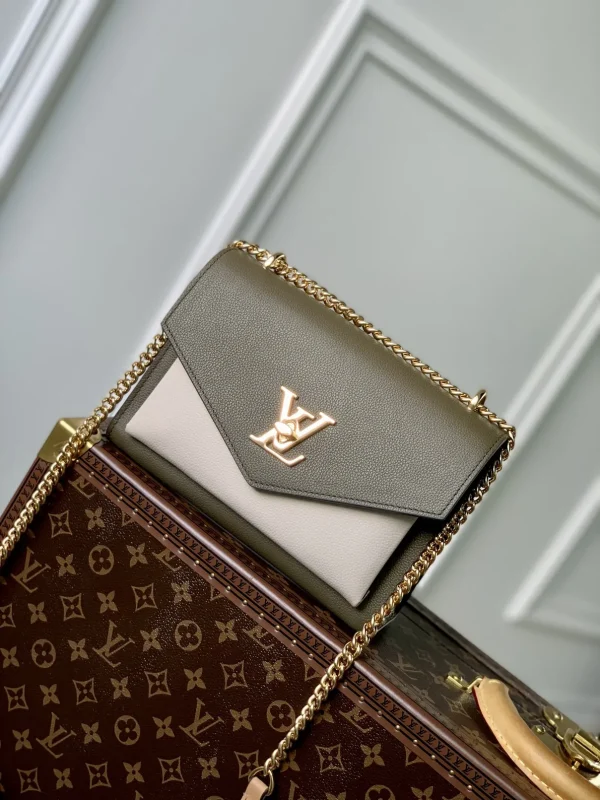 New Collection Bags / - 10001 - Image 2