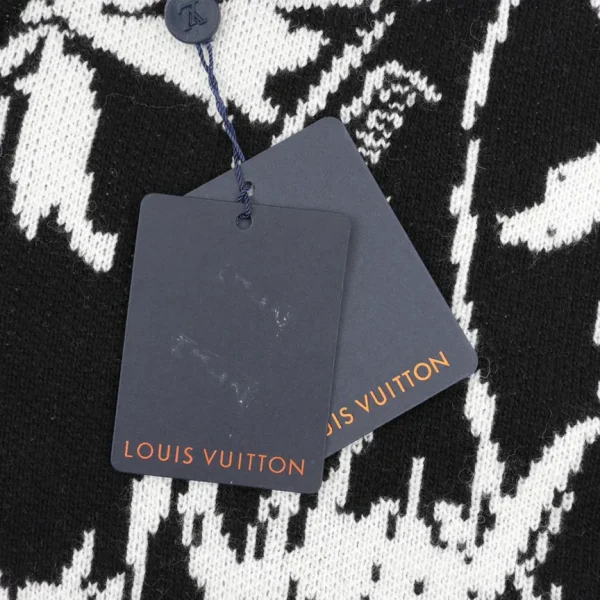 New Collection Sweatshirt / - 30065 - Image 3