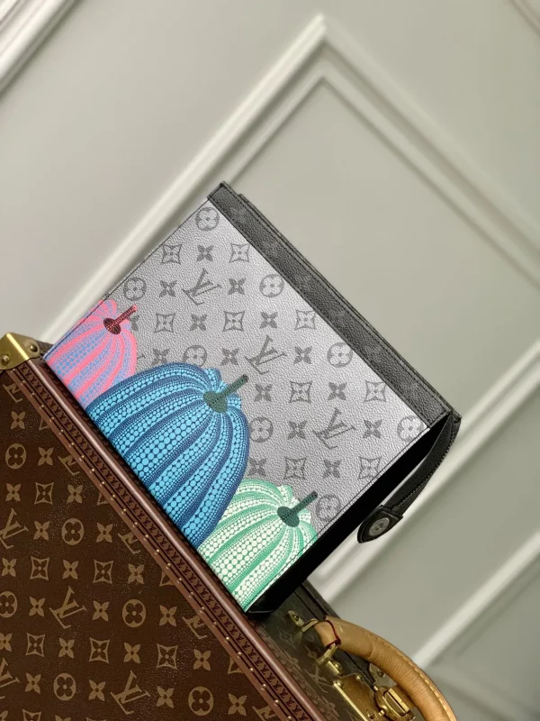 New Collection Bags / - 80008
