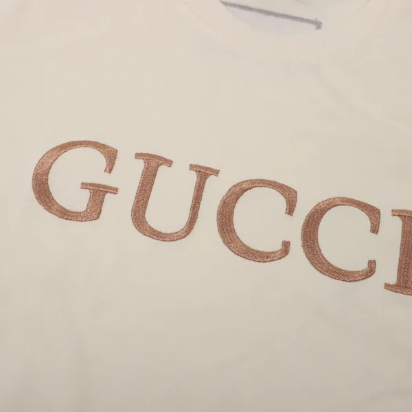 New Collection T-Shirt / - 10038 - Image 3