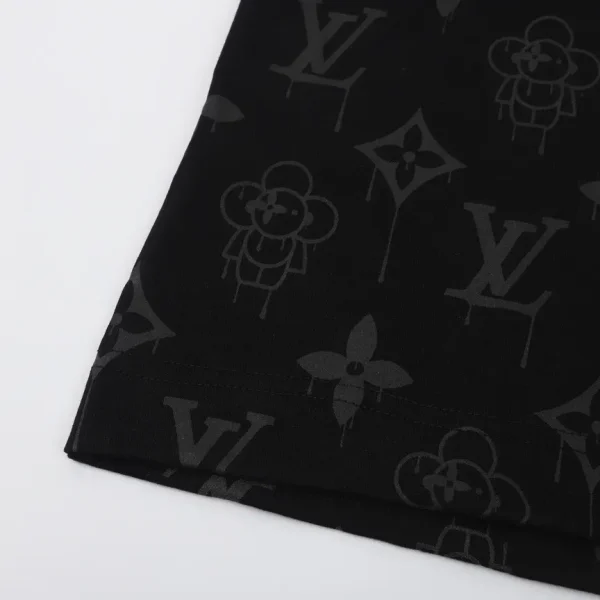 New Collection T-Shirt / - 20001 - Image 3
