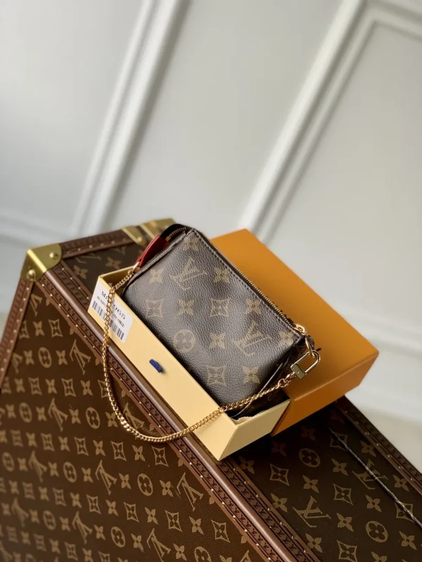 New Collection Bags / - 10009 - Image 3