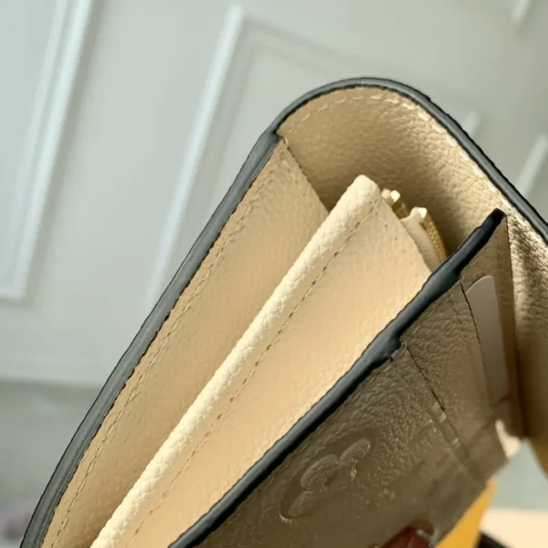 New Collection Bags / - 10016 - Image 3