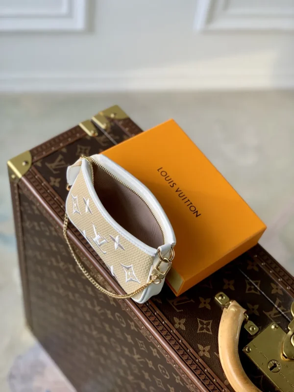 New Collection Bags / - 10025 - Image 3