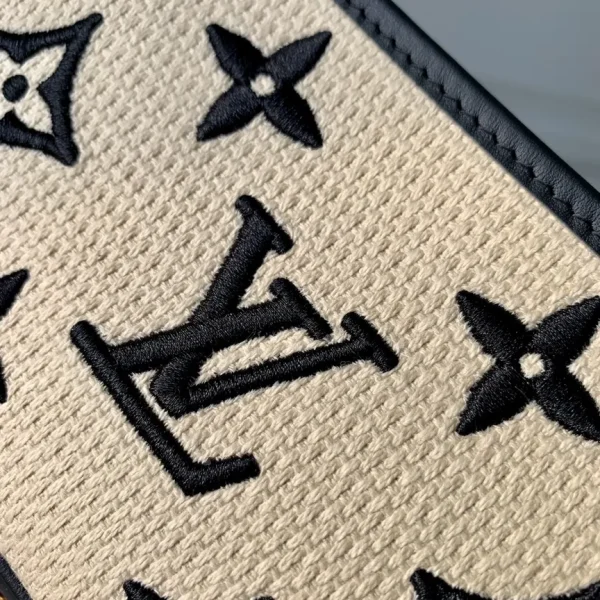 New Collection Bags / - 10026 - Image 3