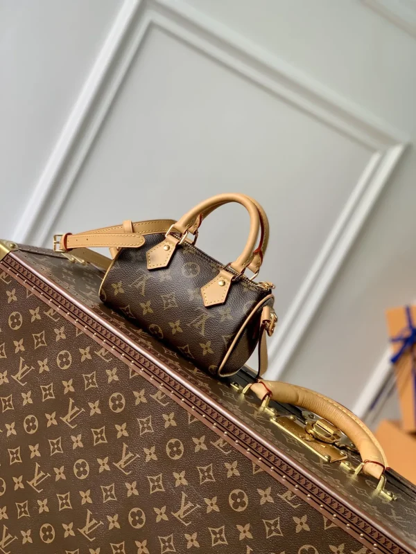 New Collection Bags / - 10039 - Image 3