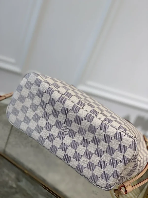 New Collection Bags / - 10061 - Image 3