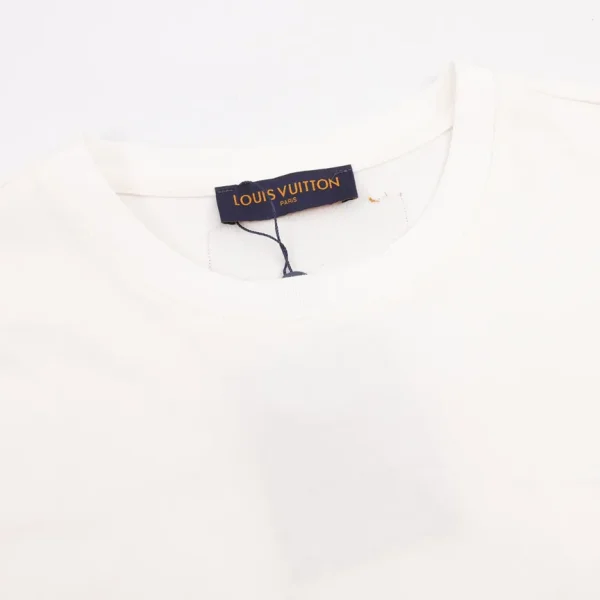 New Collection T-Shirt / - 20037 - Image 3