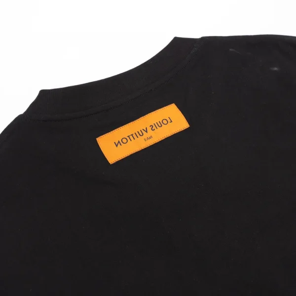 New Collection T-Shirt / - 20038 - Image 3
