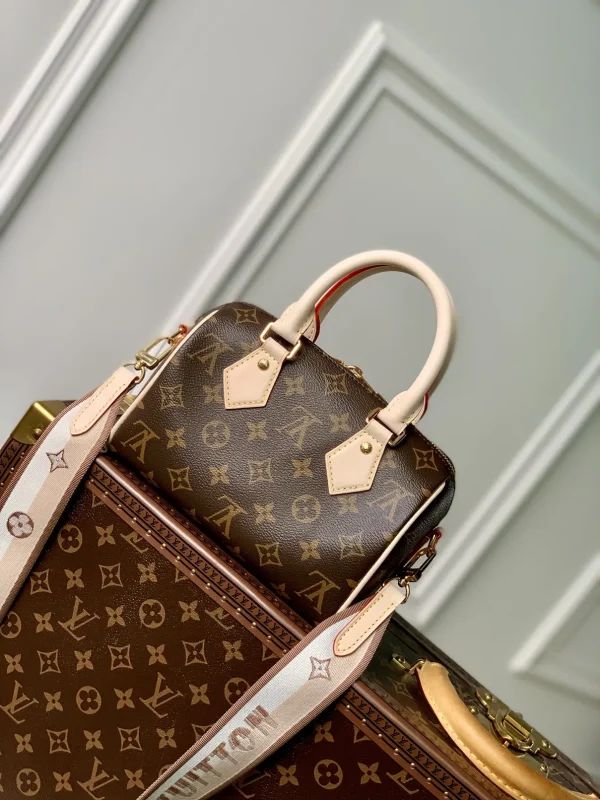New Collection Bags / – 10225 - Image 3