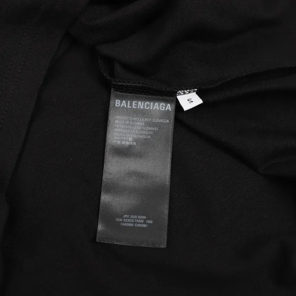 New Collection T-Shirt  / - 10002 - Image 4