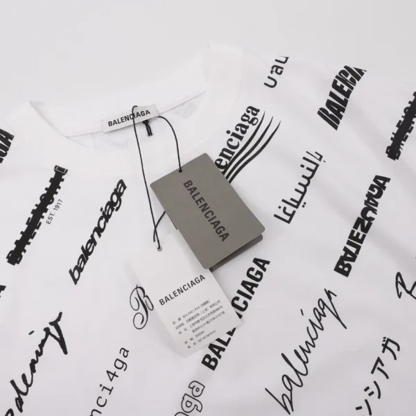 New Collection T-Shirt  / - 10010 - Image 4