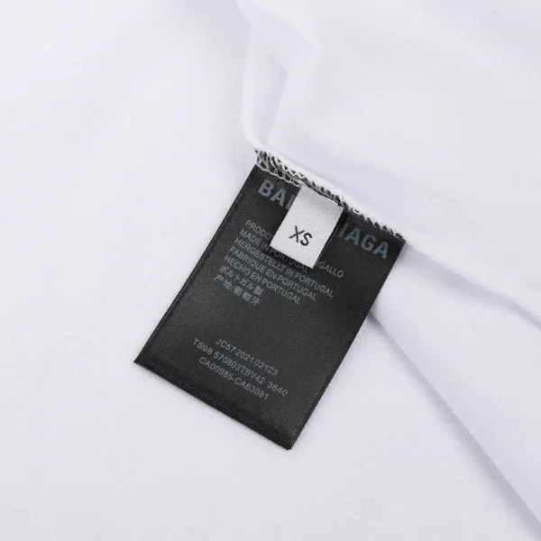 New Collection T-Shirt  / - 10031 - Image 4
