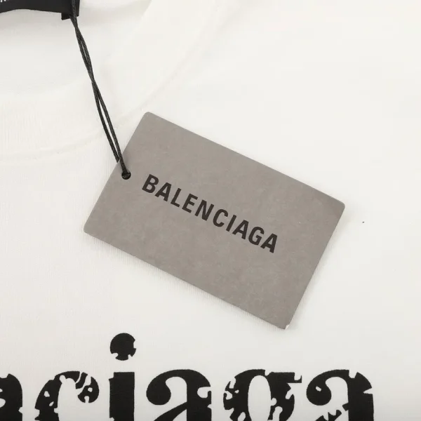 New Collection T-Shirt  / - 10033 - Image 4