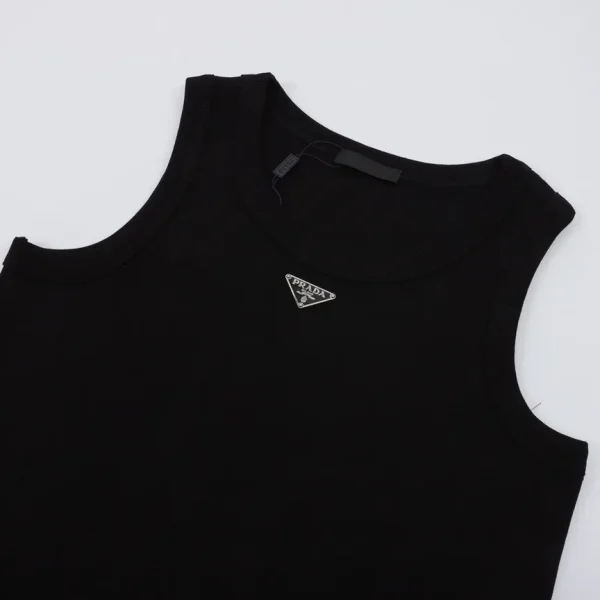 New Collection T-Shirt  / - 10027 - Image 4