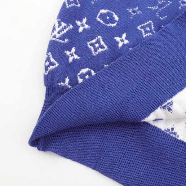 New Collection Sweatshirt / - 30034 - Image 4