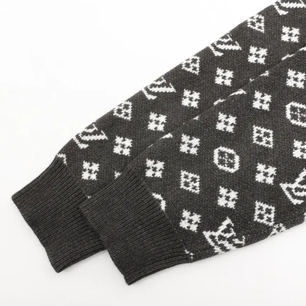 New Collection Sweatshirt / - 30060 - Image 4