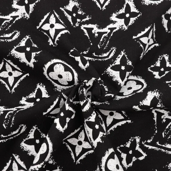New Collection T-Shirt / - 20011 - Image 4