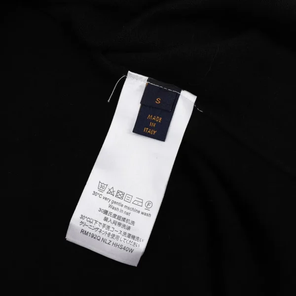 New Collection T-Shirt / - 20012 - Image 4