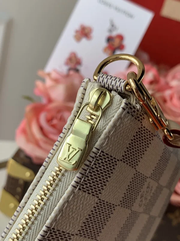New Collection Bags / - 10030 - Image 4