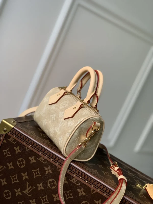 New Collection Bags / - 10067 - Image 4