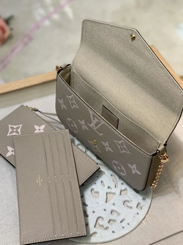 New Collection Bags / - 10065 - Image 5