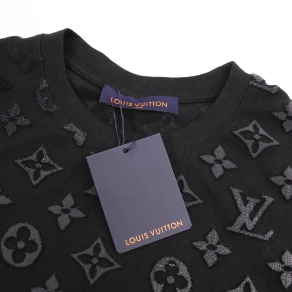 New Collection T-Shirt / - 20047 - Image 6