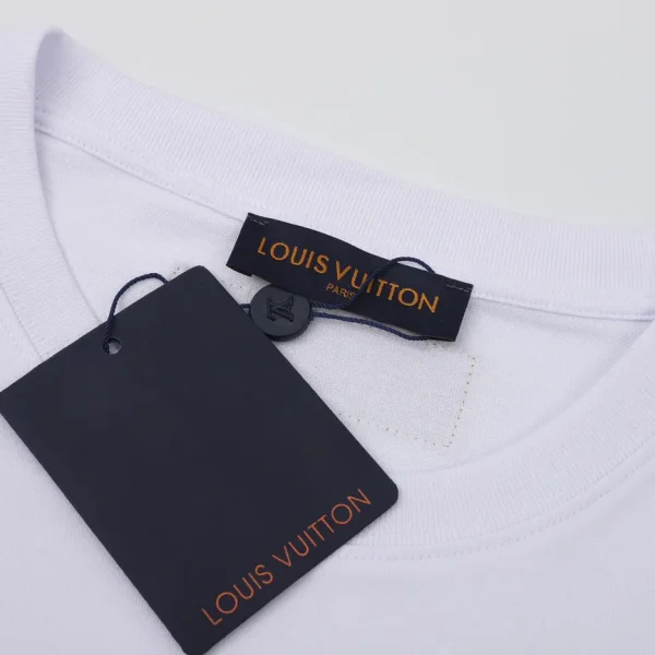 New Collection T-Shirt / - 20007 - Image 6