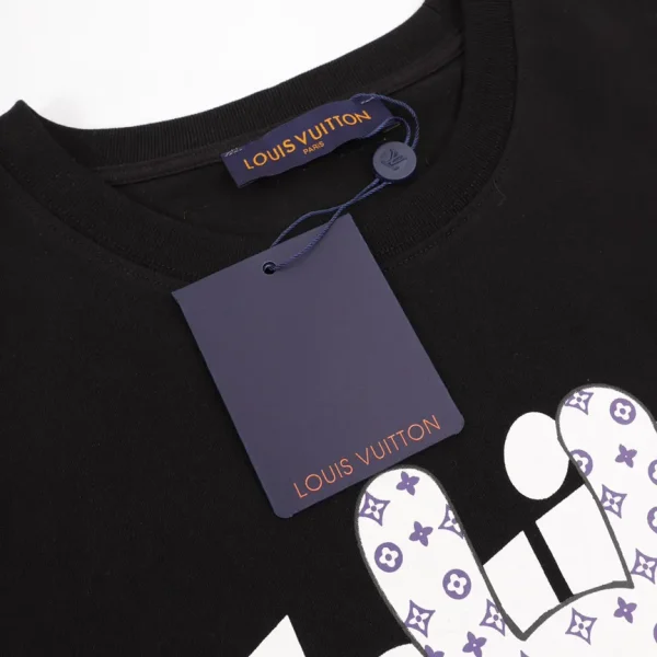 New Collection T-Shirt / - 20008 - Image 6
