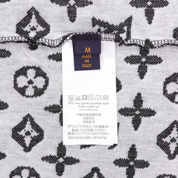 New Collection T-Shirt / - 20042 - Image 6