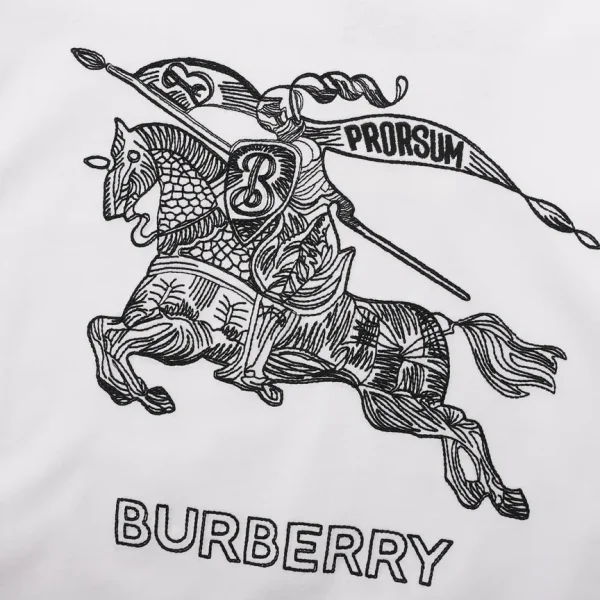 New Collection T-Shirts  / - 20011 - Image 7