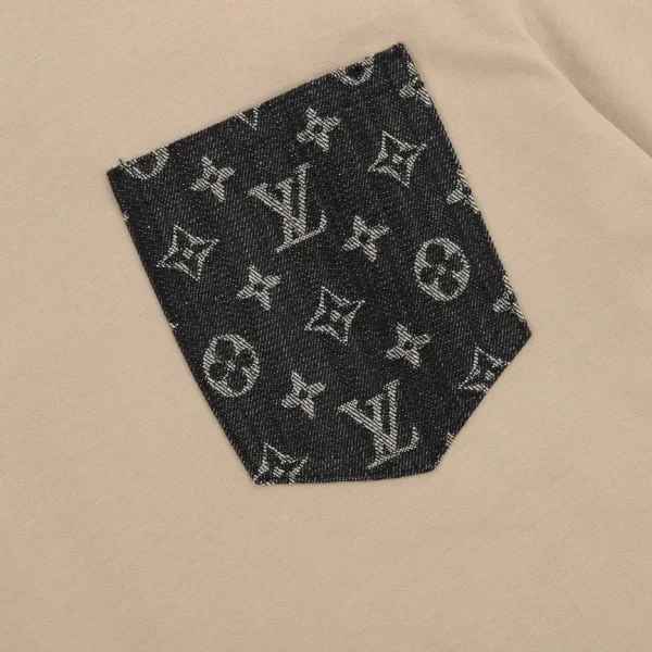 New Collection T-Shirt / - 20010 - Image 7