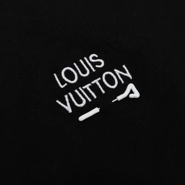 New Collection T-Shirt / - 20012 - Image 7