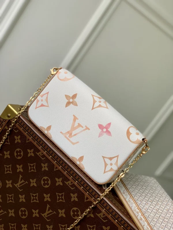 New Collection Bags / - 10032 - Image 7