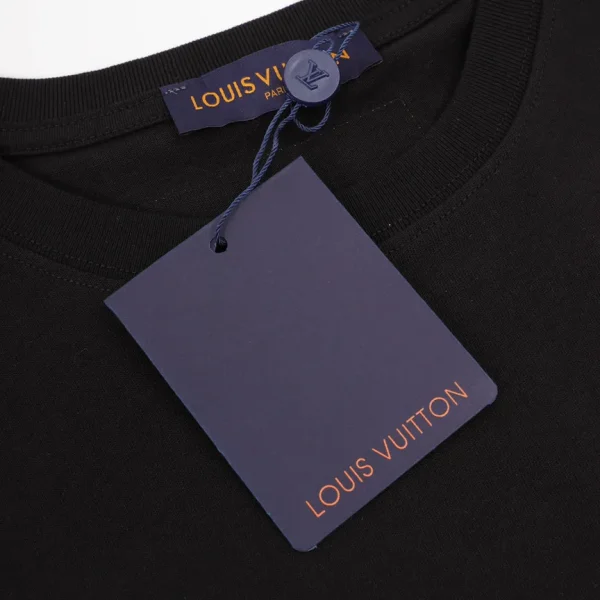New Collection T-Shirt / - 20060 - Image 8