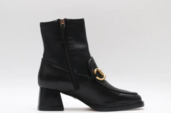 New Collection Shoes / – 90043