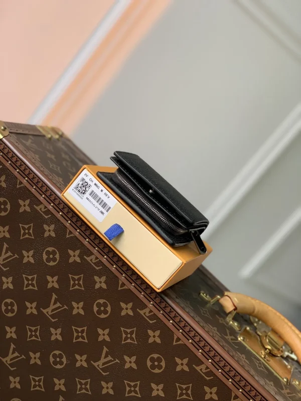 New Collection Bags / - 10011 - Image 8