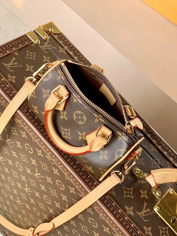 New Collection Bags / - 10039 - Image 8