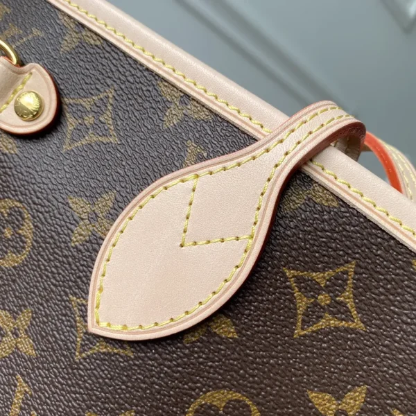 New Collection Bags / - 10053 - Image 8