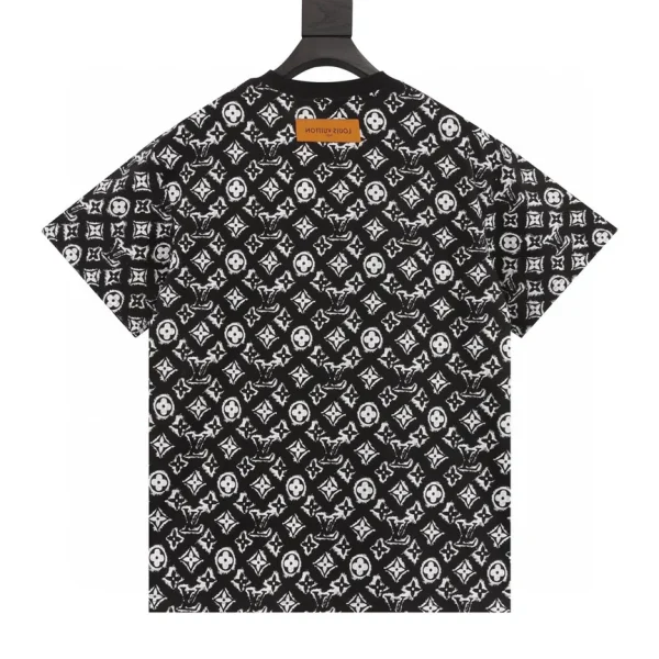 New Collection T-Shirt / - 20011 - Image 9