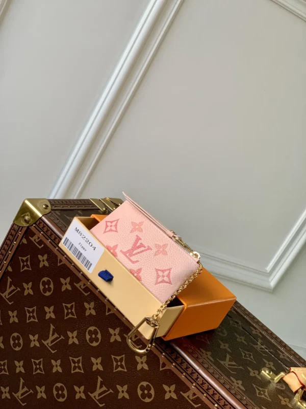 New Collection Bags / - 10003 - Image 9