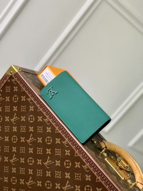 New Collection Bags / - 10006 - Image 9