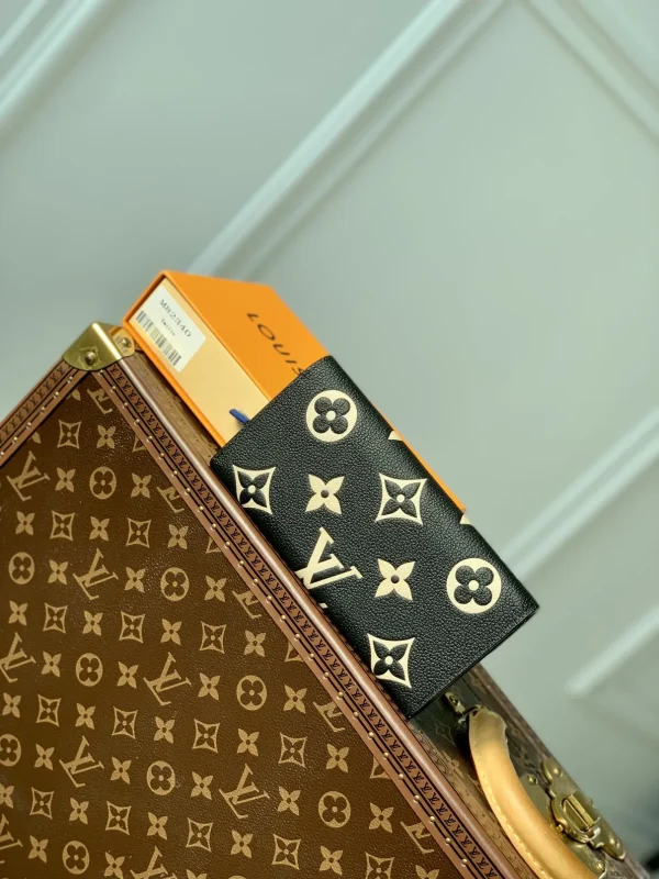 New Collection Bags / - 10023 - Image 9